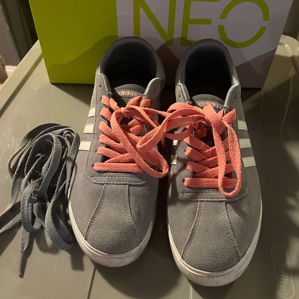 Adidas NEO Courtside 9 1/2 pink and grey